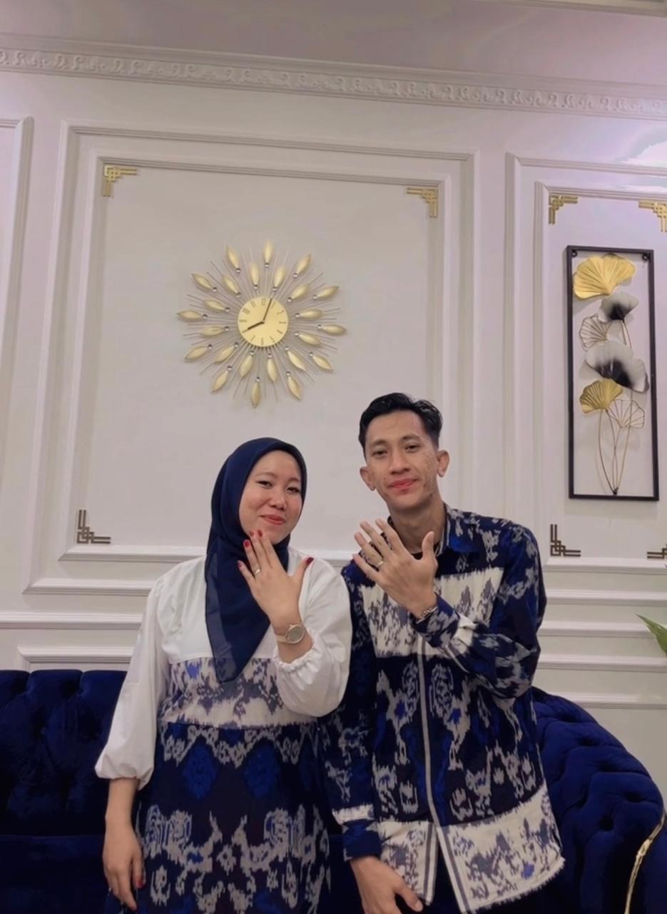 Dicky & Dea (1) Dicky & Dea (1)