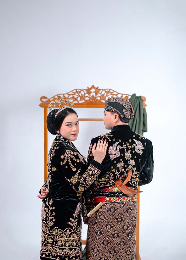 Wase & Arischa (12)