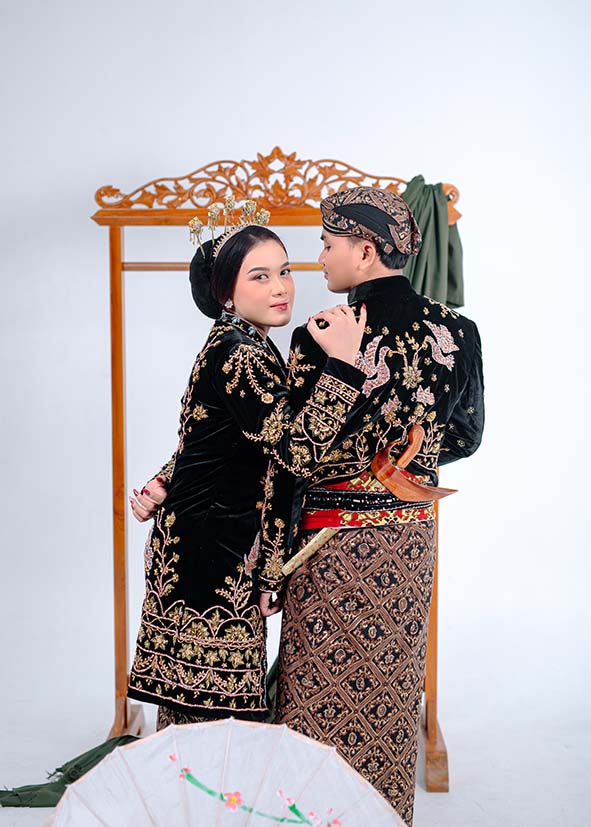 Wase & Arischa (15)