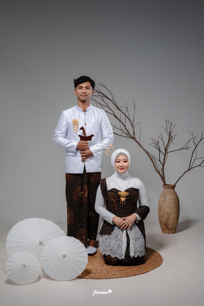 Eva & Fazry (1)