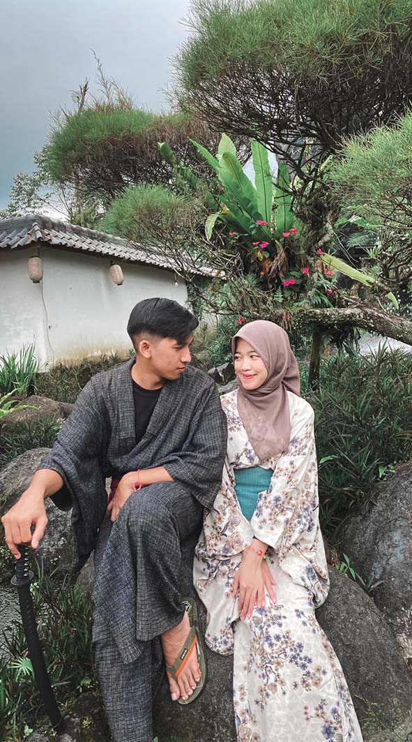 Rony & Febriany (1) Rony & Febriany (1)