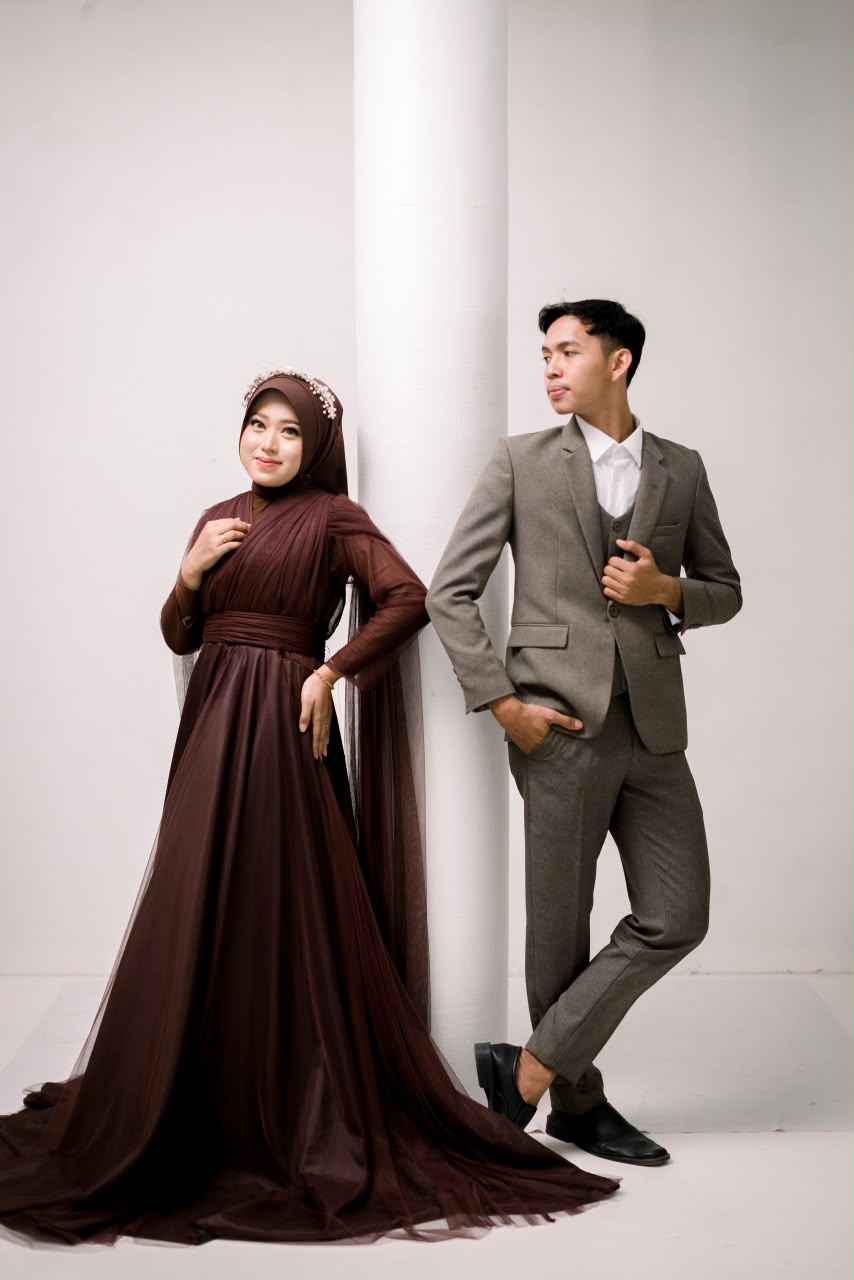 Rofiq & Fia (1) Rofiq & Fia (1)